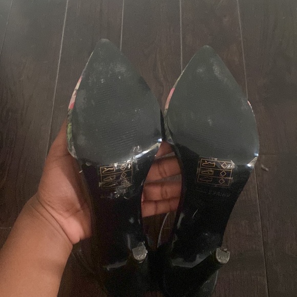 Floral sling back heels - Picture 4 of 4